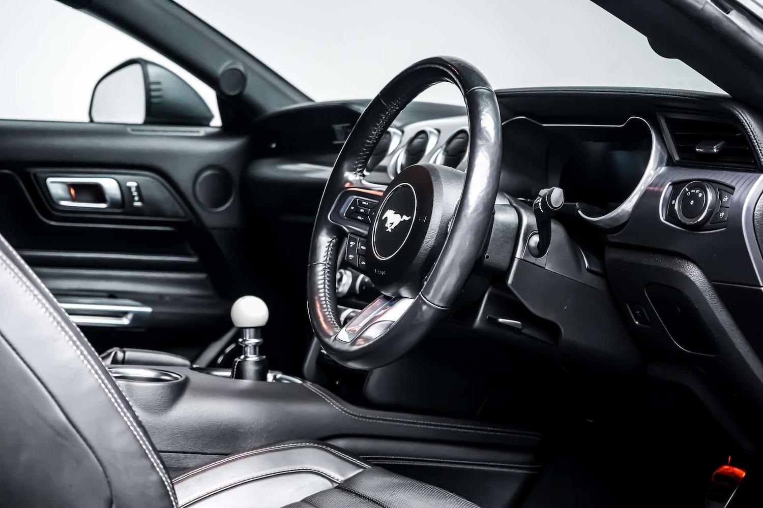 Used Ford Mustang 2021 for sale - 77426945: Photo 8