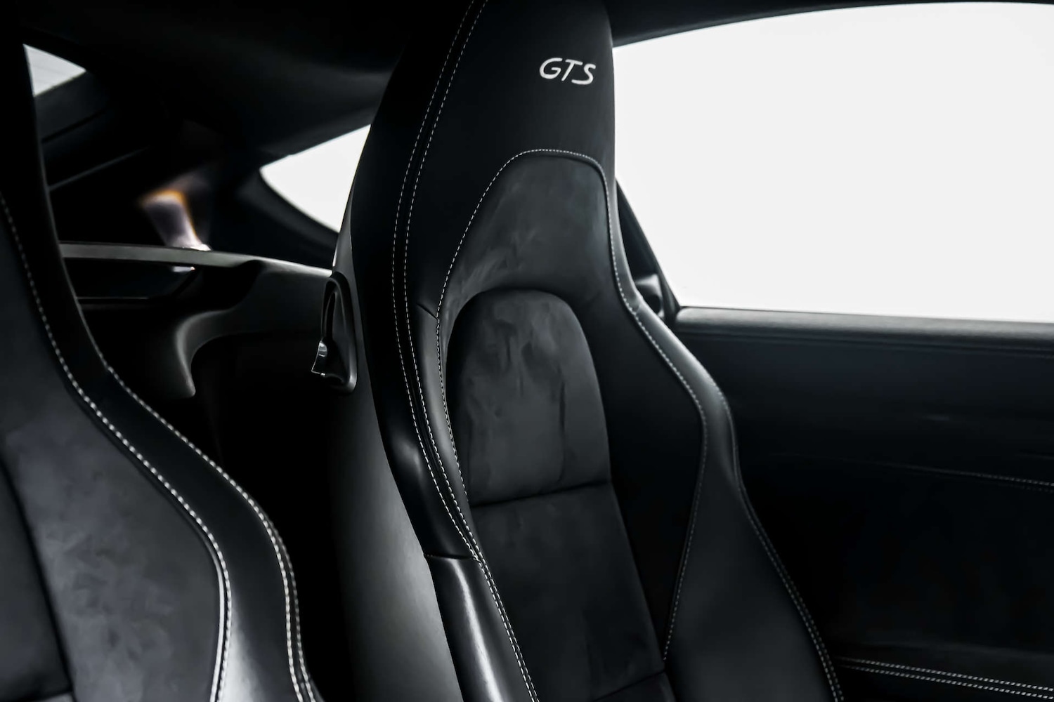 Used Porsche 718 Cayman 2018 for sale - 78068160: Photo 7