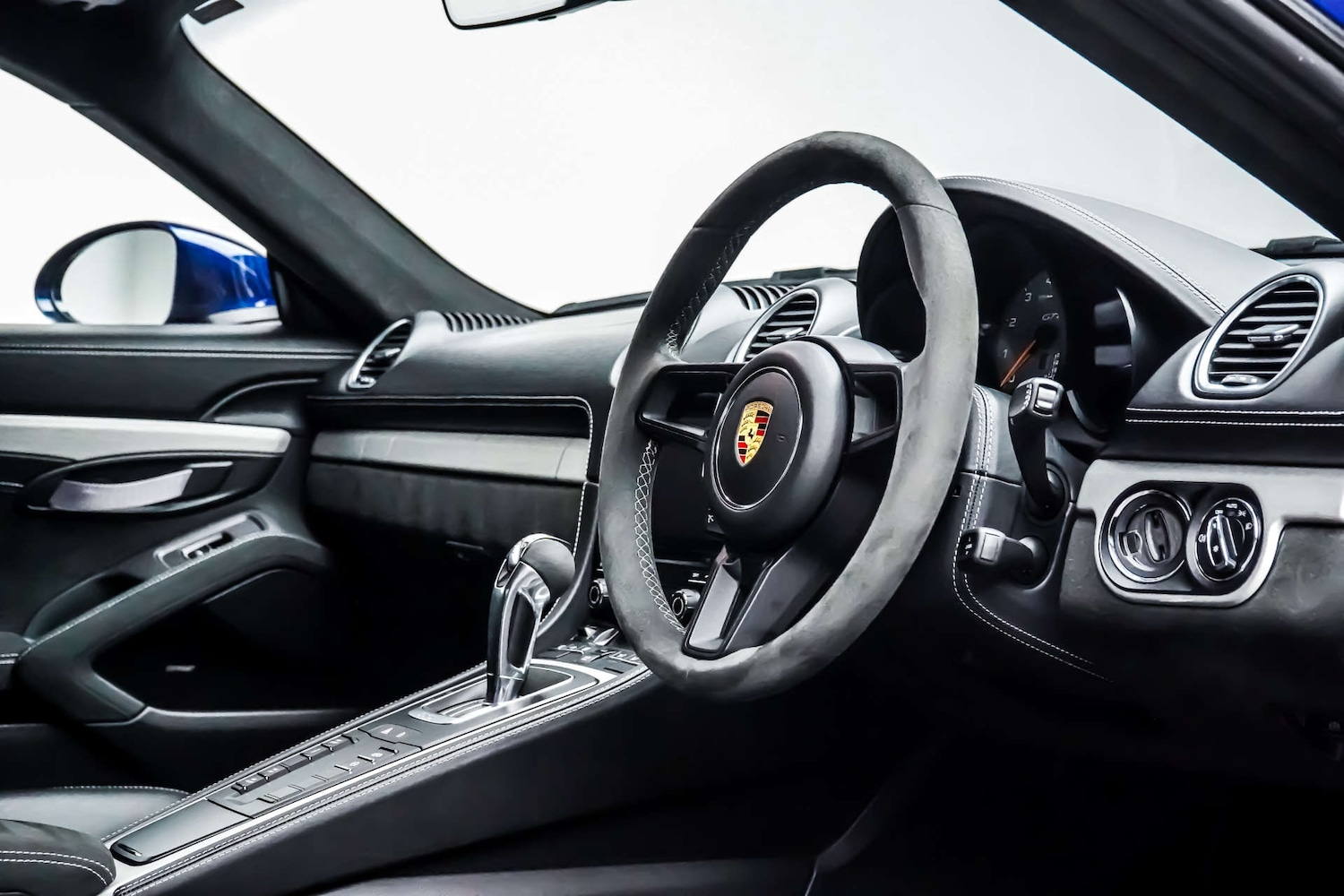 Used Porsche Cayman 2022 for sale - 76830888: Photo 11