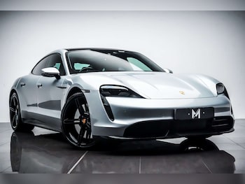 Used Porsche Taycan 2020 for sale - 76830926: Photo