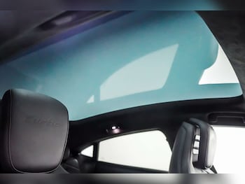 Used Porsche Taycan 2020 for sale - 76830926: Photo