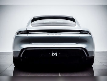 Used Porsche Taycan 2020 for sale - 76830926: Photo