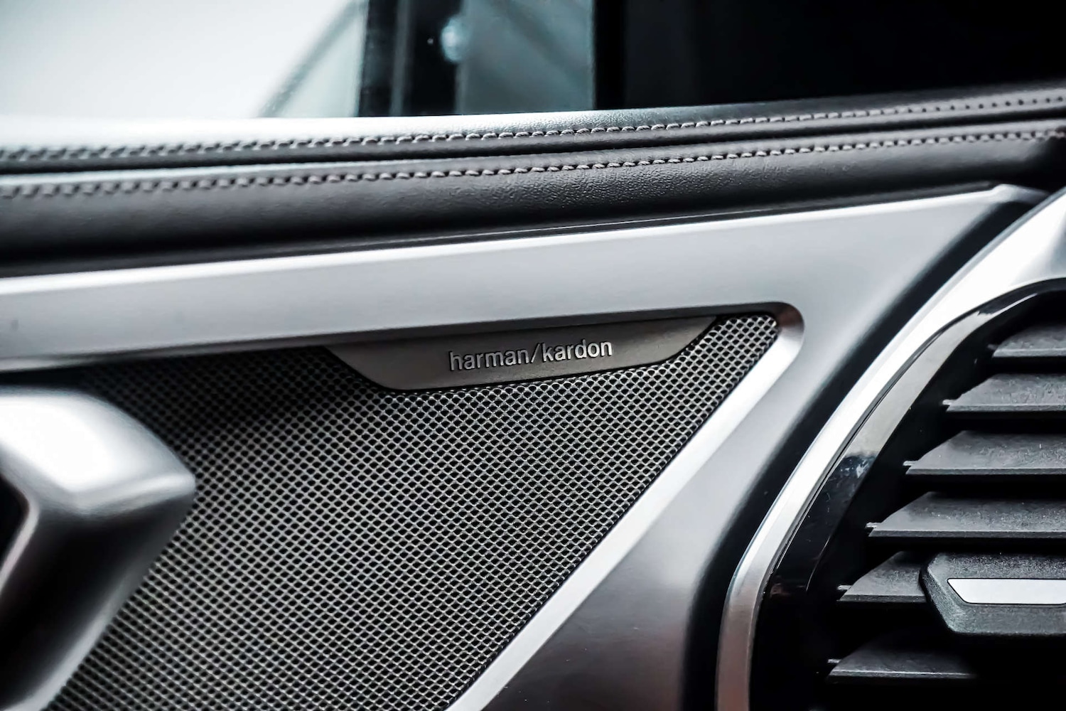 Used BMW 8 Series 2020 for sale - 76830955: Photo 15