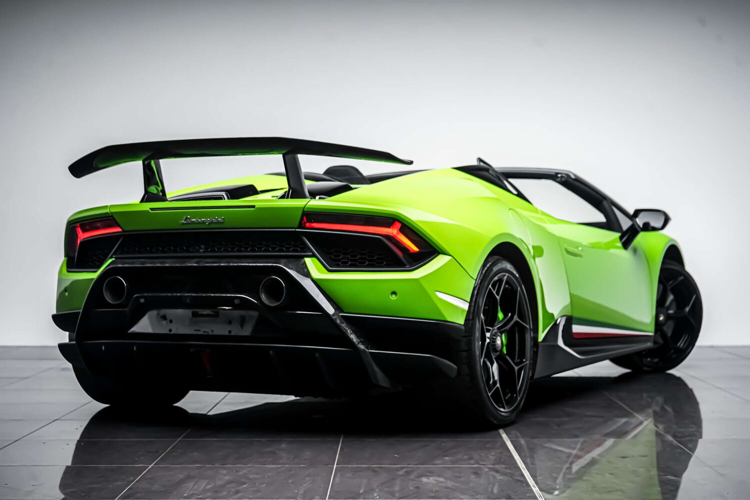 Used Lamborghini Huracan 2018 for sale - 78154332: Photo 19