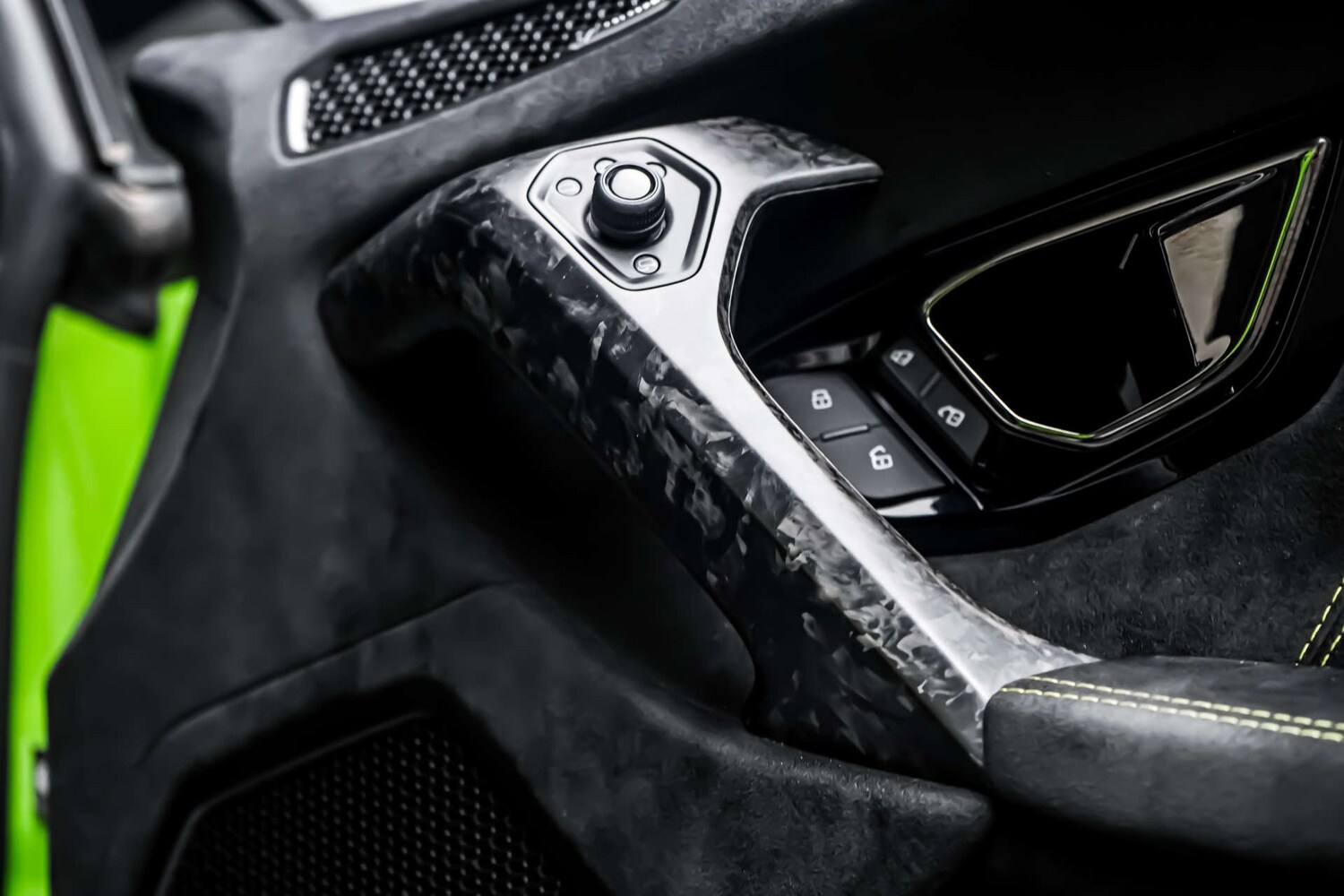 Used Lamborghini Huracan 2018 for sale - 78154332: Photo 26