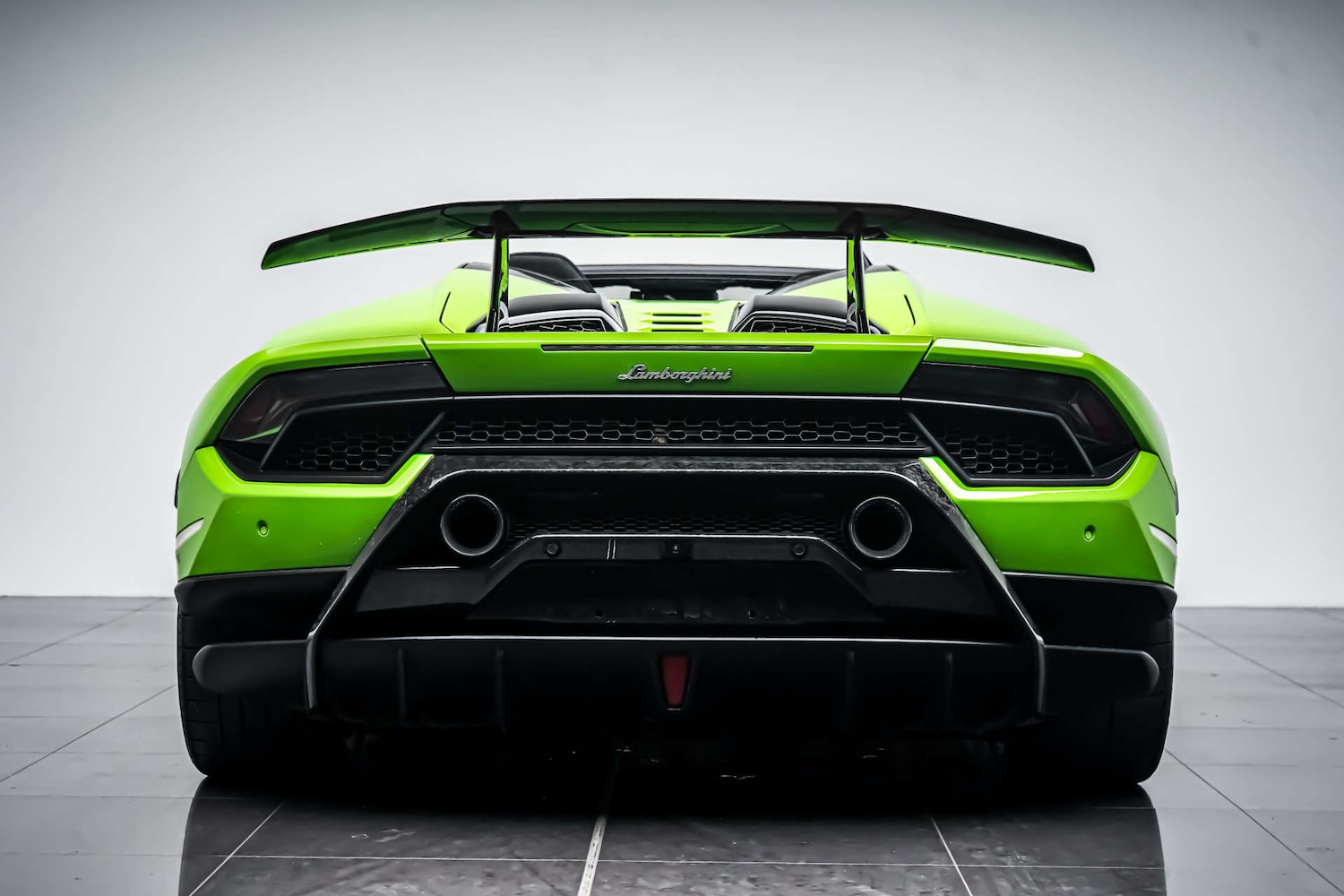 Used Lamborghini Huracan 2018 for sale - 78154332: Photo 4