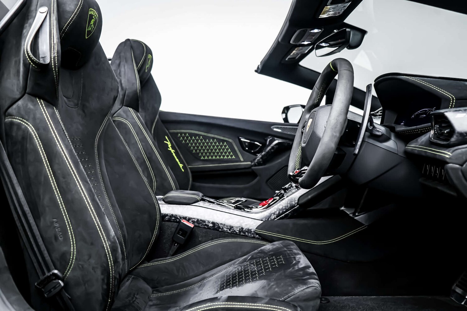 Used Lamborghini Huracan 2018 for sale - 78154332: Photo 6