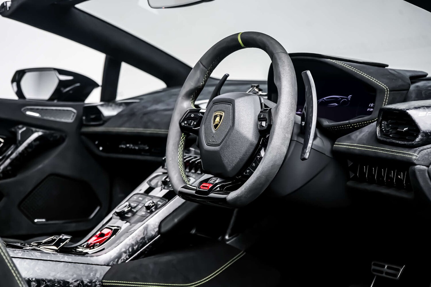 Used Lamborghini Huracan 2018 for sale - 78154332: Photo 9