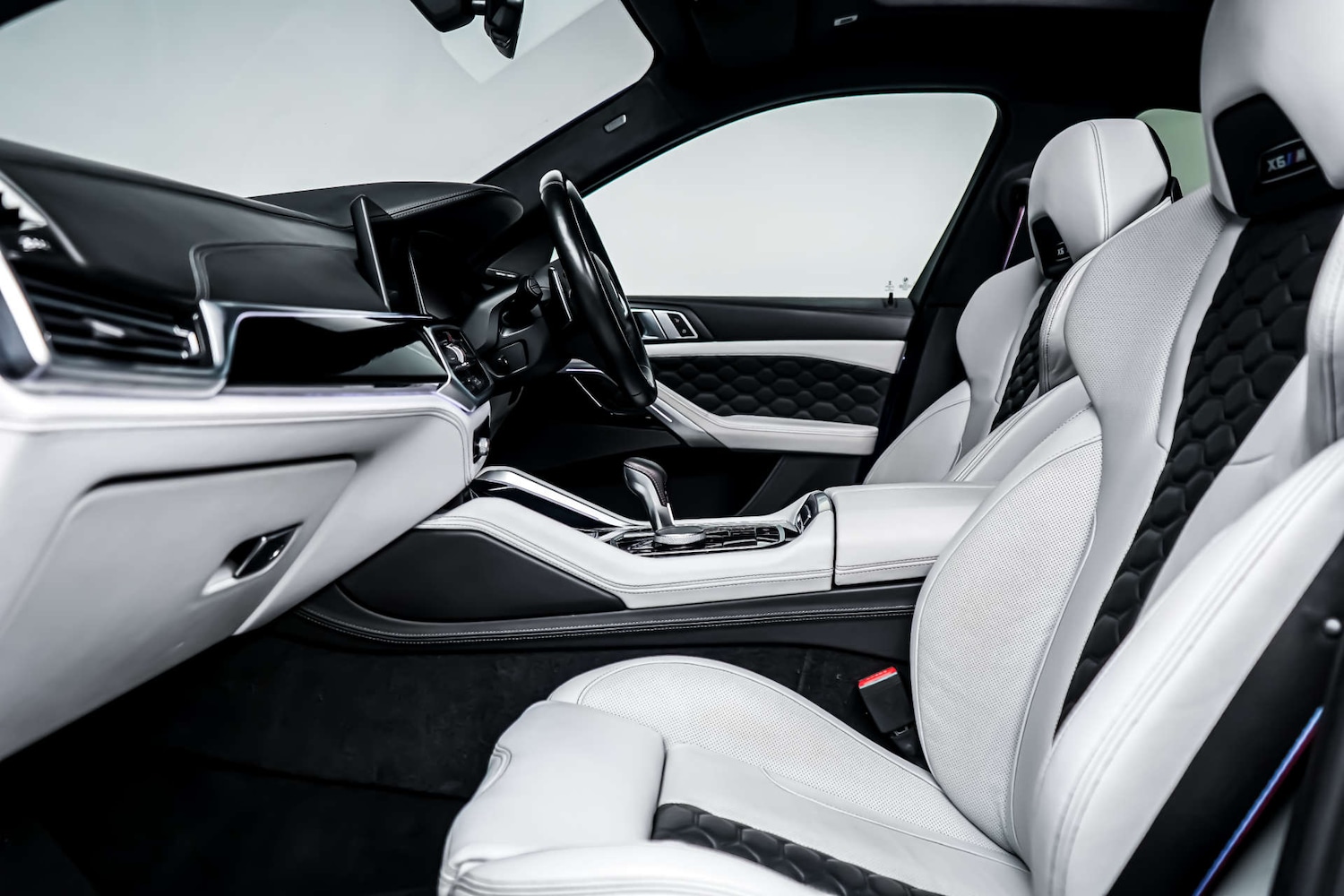 Used BMW x6 M 2020 for sale - 77945443: Photo 8