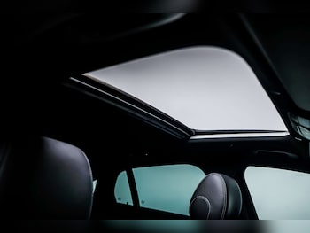 Used Mercedes-Benz GLC 2021 for sale - 77426872: Photo