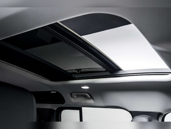 Used Land Rover Defender 110 2021 for sale - 78145495: Photo