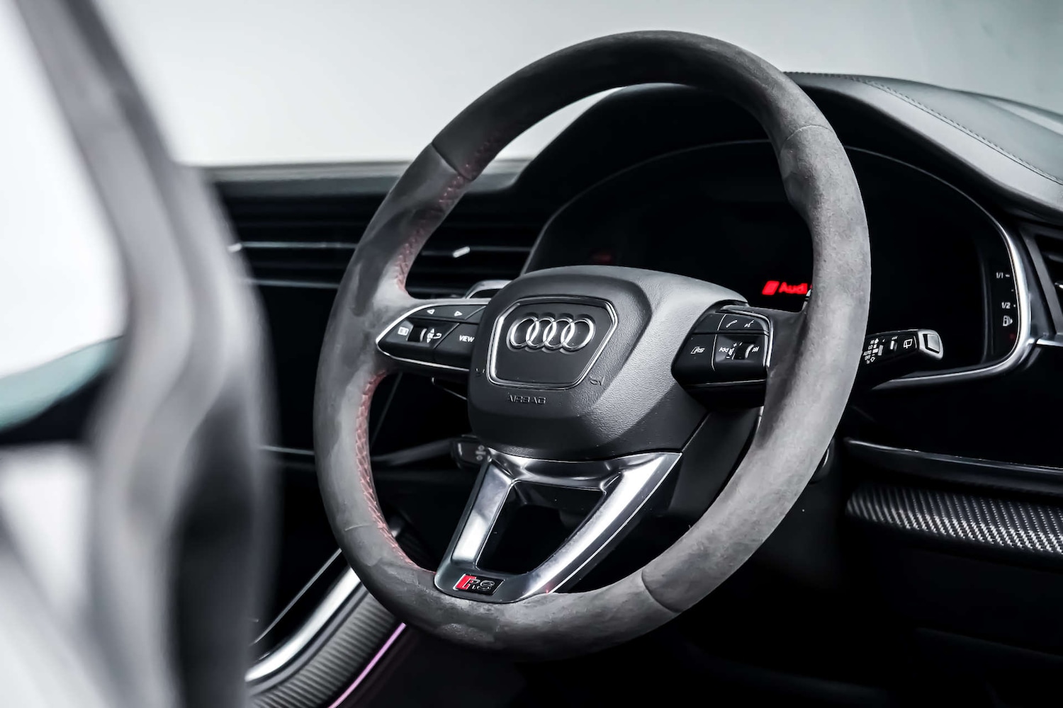 Used Audi Q8 2023 for sale - 77426975: Photo 25