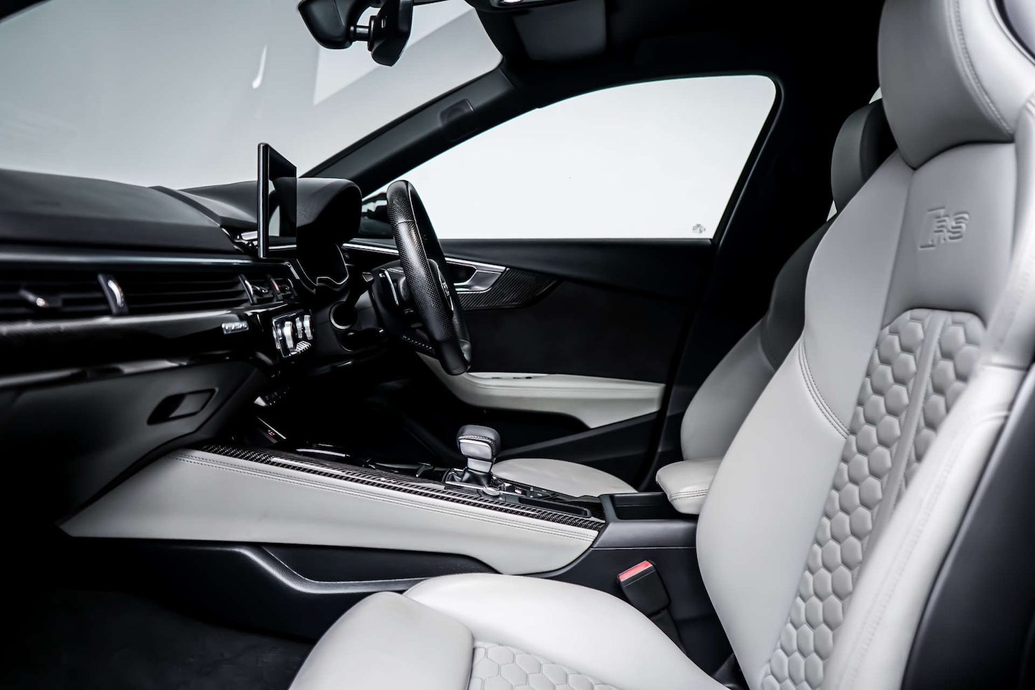 Used Audi RS4 2020 for sale - 77426936: Photo 8