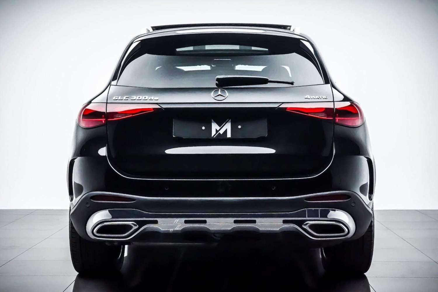 Used Mercedes-Benz GLC 2023 for sale - 77426842: Photo 4