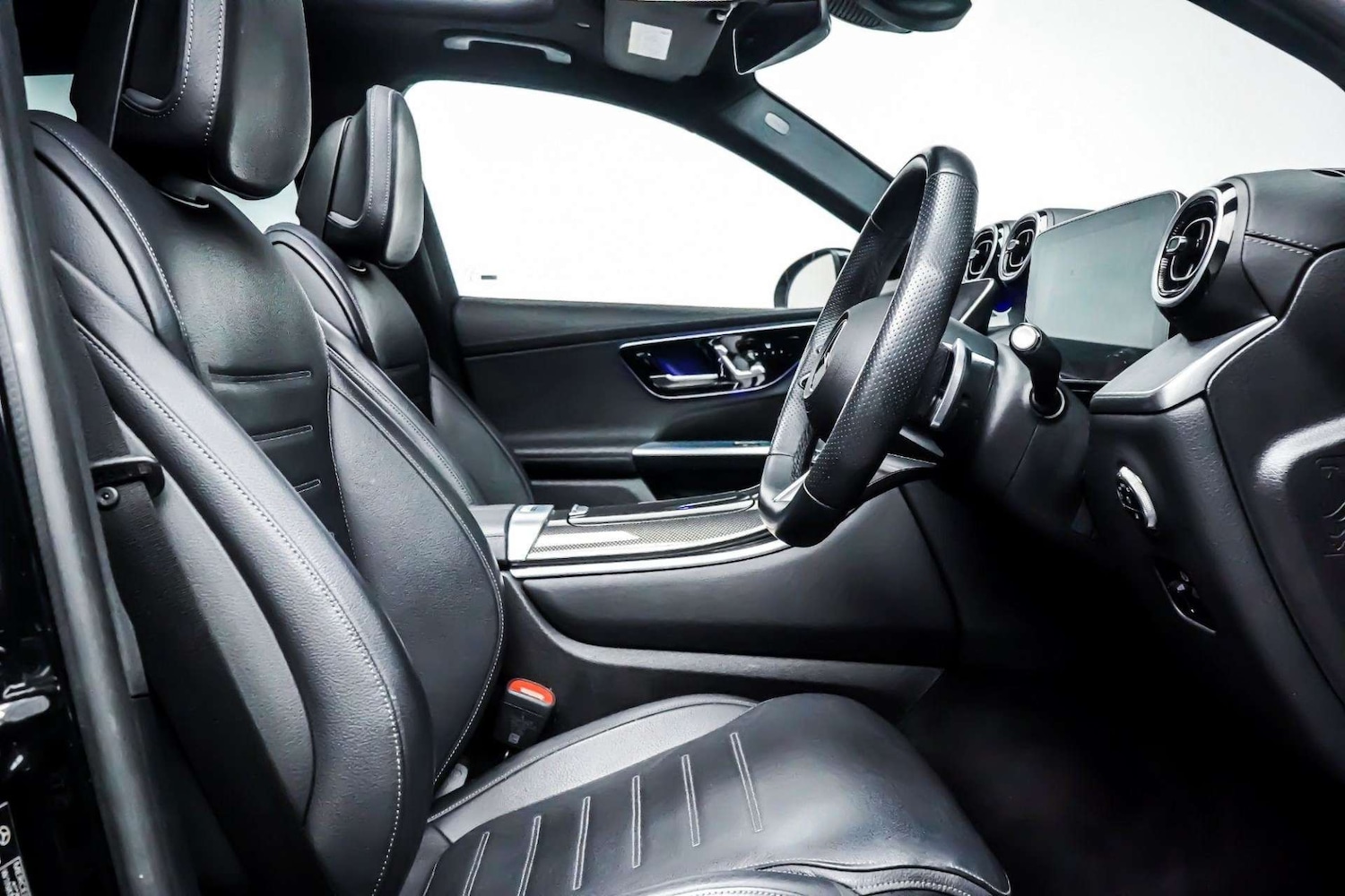 Used Mercedes-Benz GLC 2023 for sale - 77426842: Photo 6