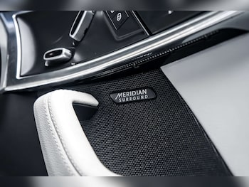 Used Jaguar F-Type 2018 for sale - 78145497: Photo