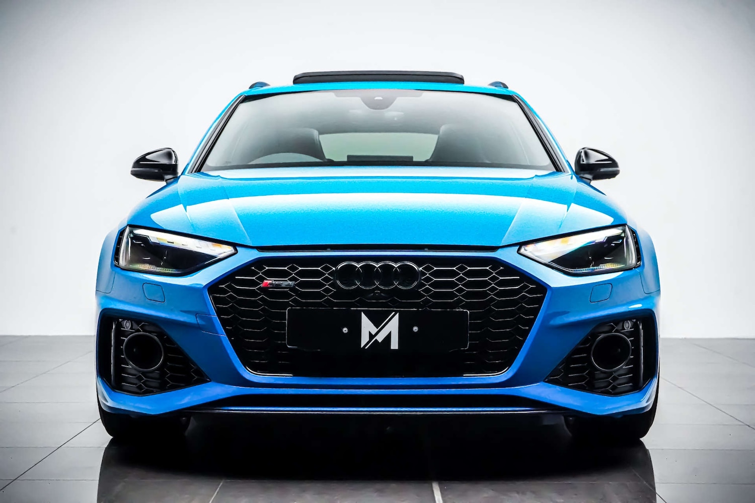 Used Audi RS4 2020 for sale - 76830891: Photo 2