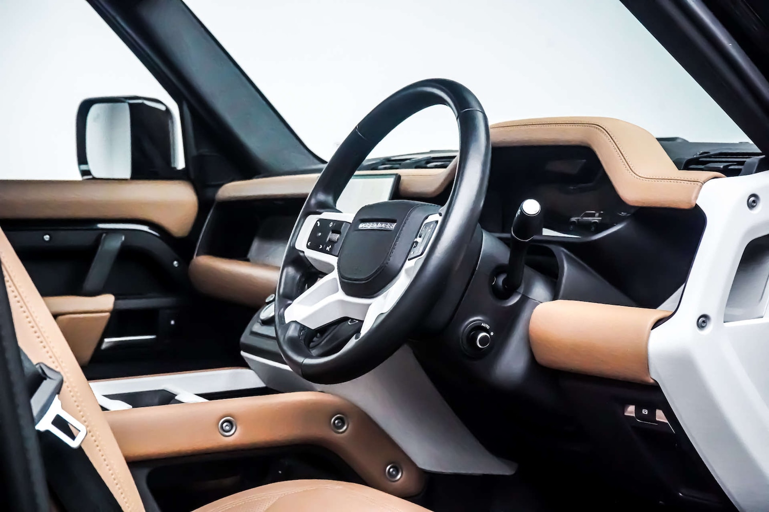 Used Land Rover Defender 2024 for sale - 76836479: Photo 10