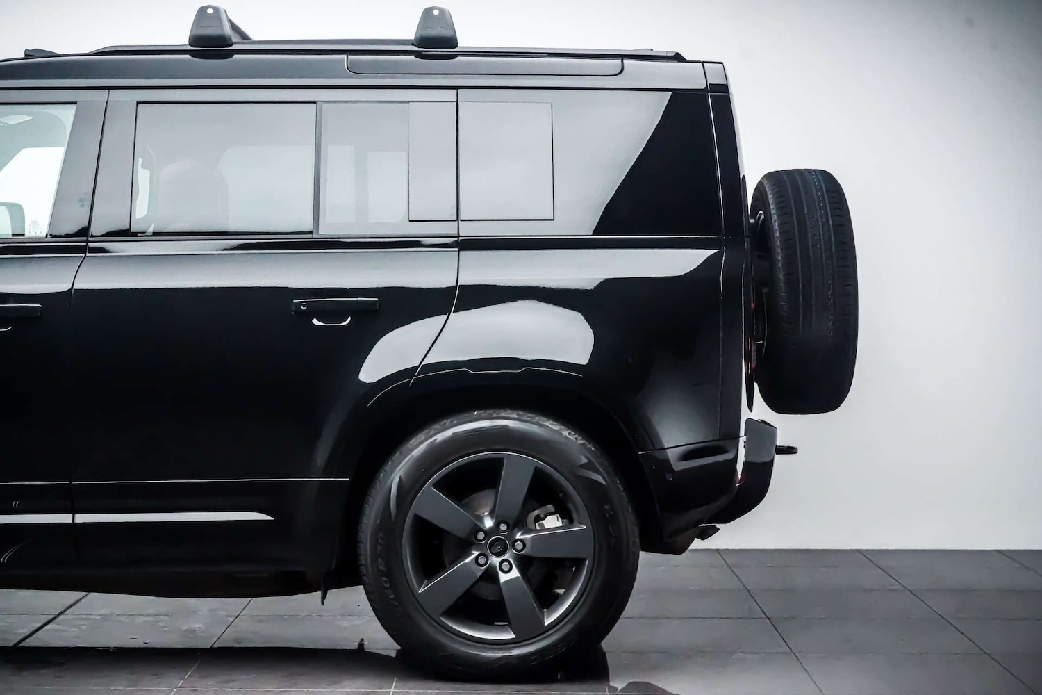 Used Land Rover Defender 2024 for sale - 76836479: Photo 15