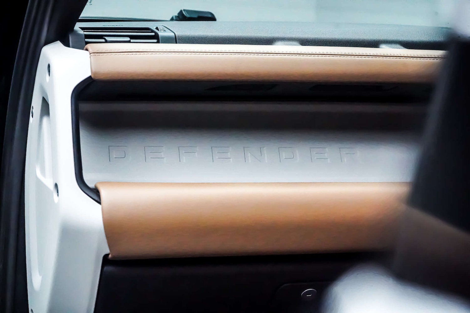 Used Land Rover Defender 2024 for sale - 76836479: Photo 9