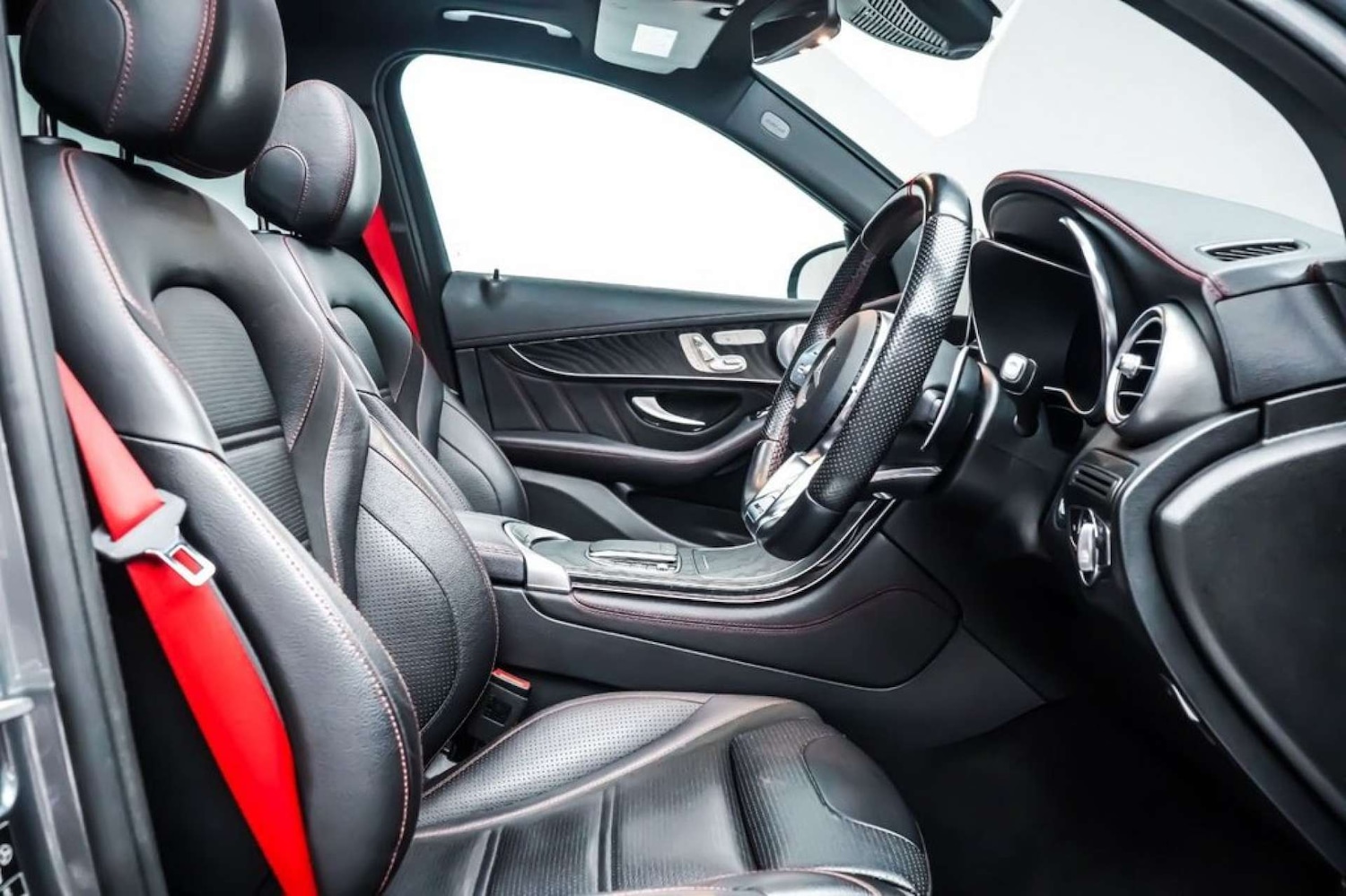 Used Mercedes-Benz GLC 2020 for sale - 77426914: Photo 6