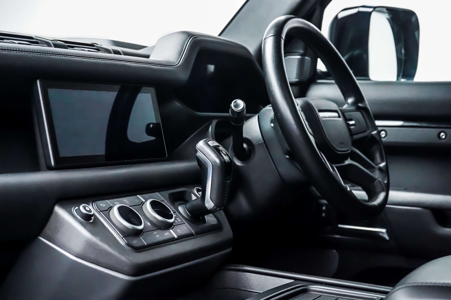 Used Land Rover Defender 2020 for sale - 76830912: Photo 24