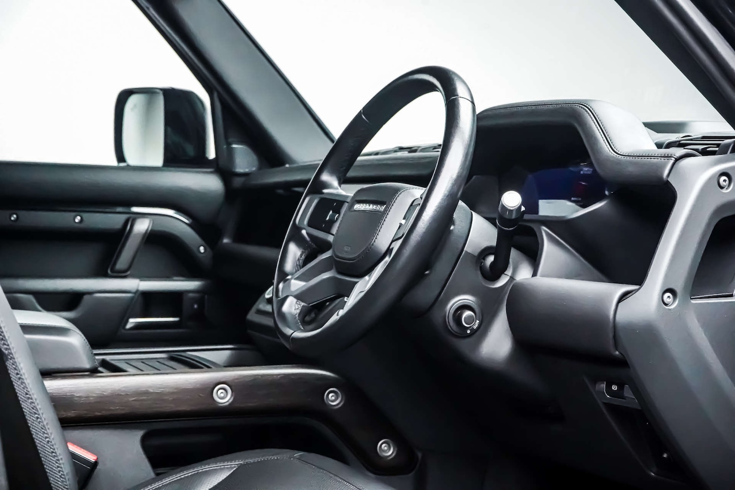 Used Land Rover Defender 2020 for sale - 76830912: Photo 9