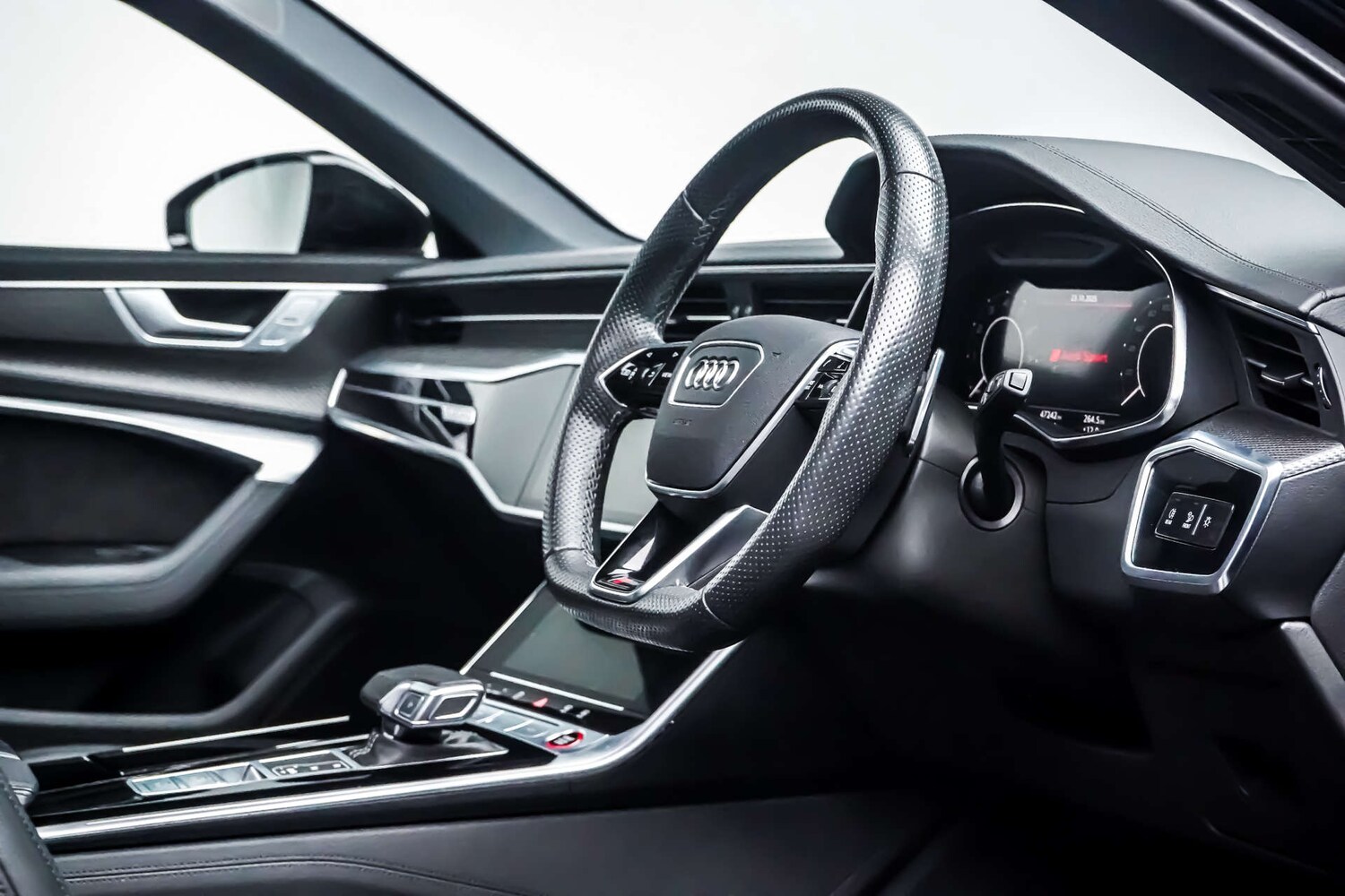 Used Audi RS6 Avant 2021 for sale - 76831032: Photo 11