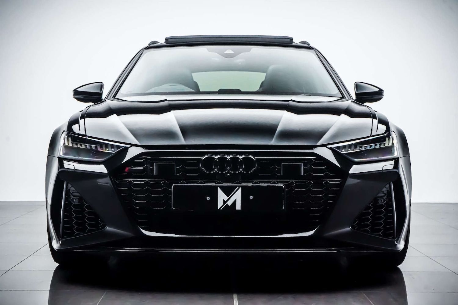 Used Audi RS6 Avant 2021 for sale - 76831032: Photo 2