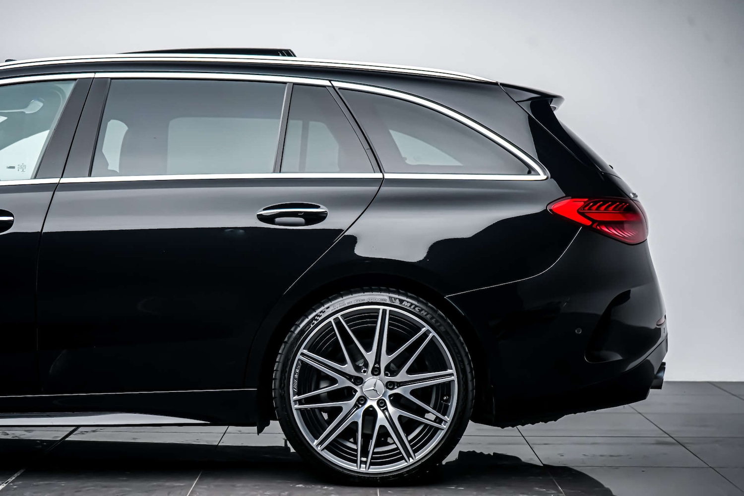 Used Mercedes-Benz C Class 2023 for sale - 77107210: Photo 13