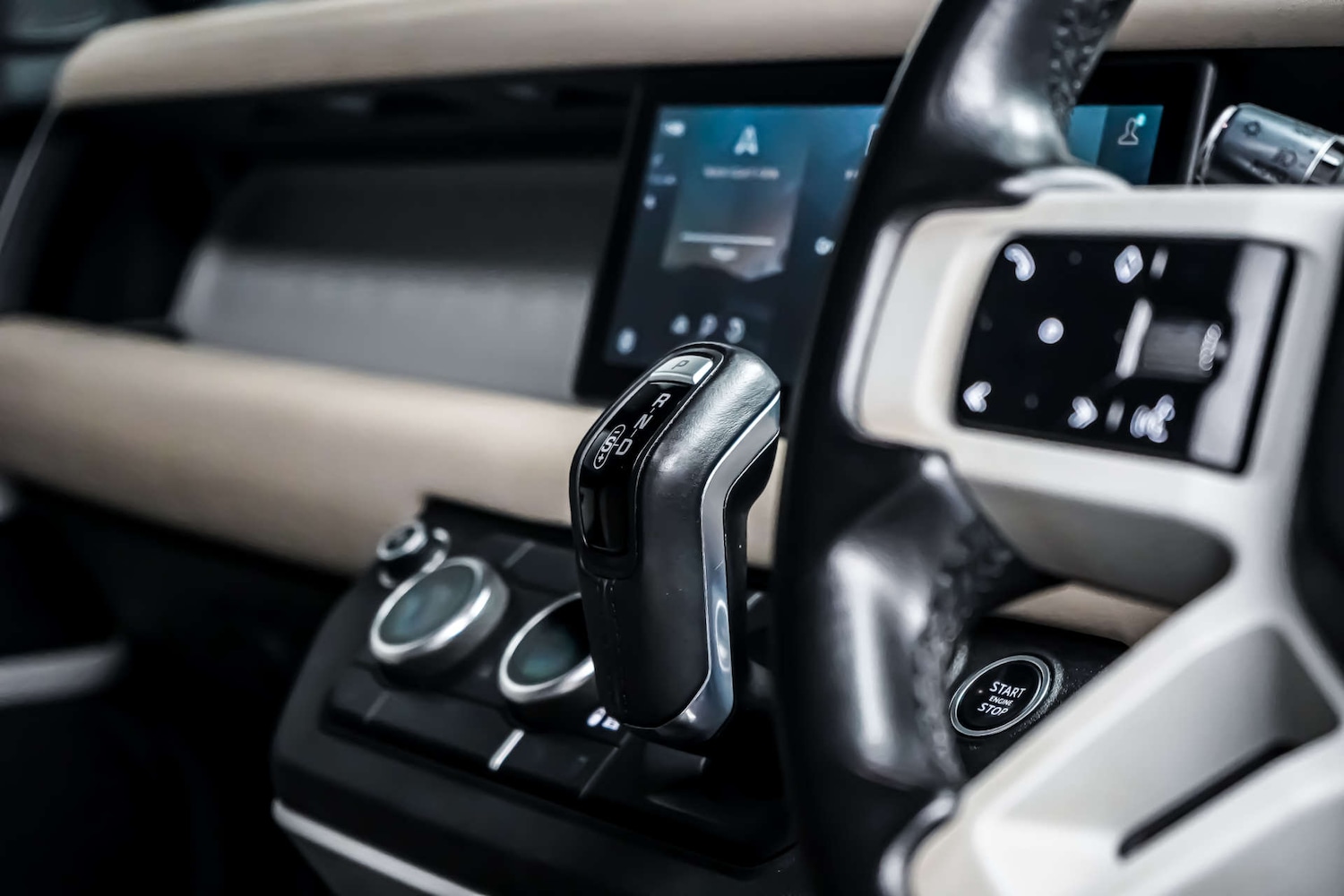 Used Land Rover Defender 2021 for sale - 77426901: Photo 16