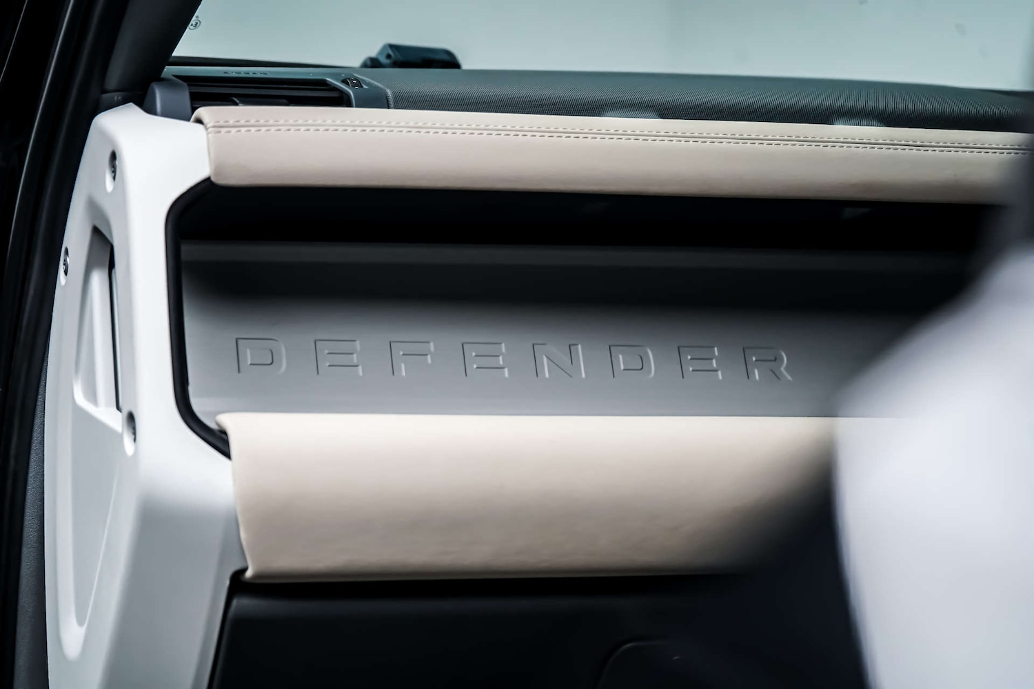 Used Land Rover Defender 2021 for sale - 77426901: Photo 19