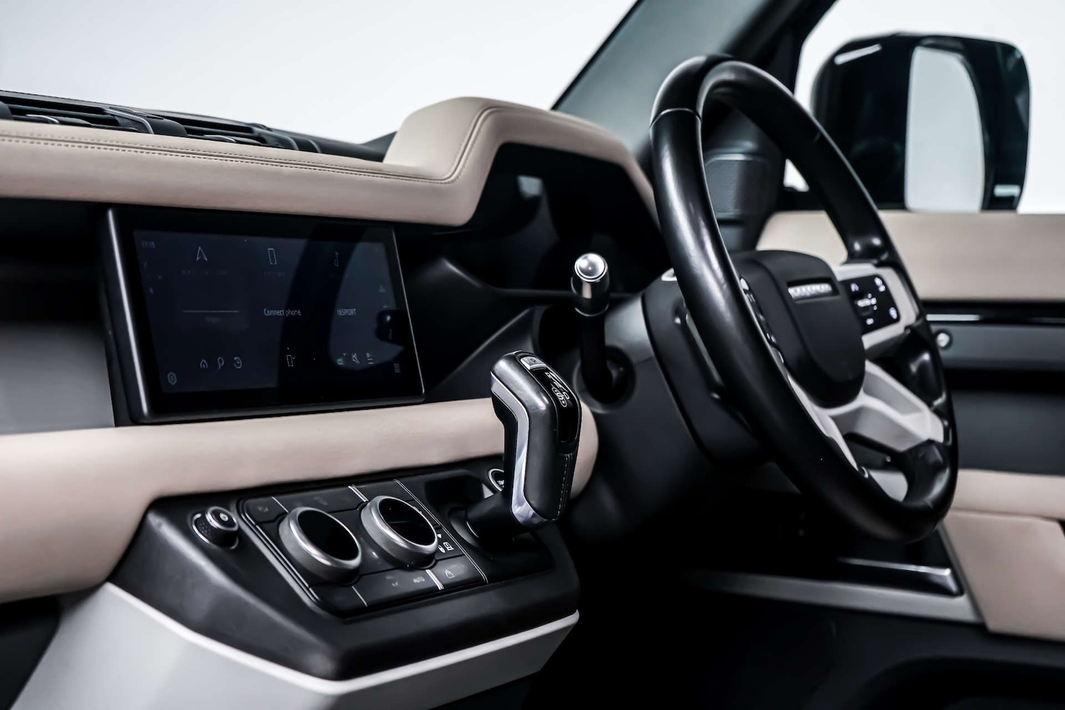 Used Land Rover Defender 2021 for sale - 77426901: Photo 21