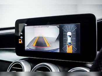 Used Mercedes-Benz GLC 2020 for sale - 76831013: Photo