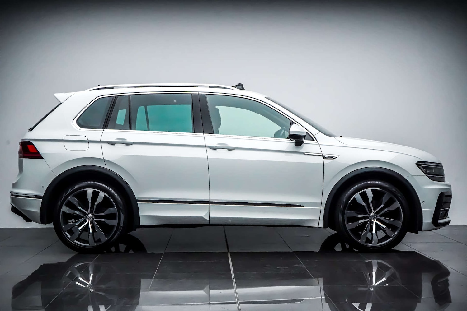 Used Volkswagen Tiguan 2020 for sale - 76830945: Photo 10