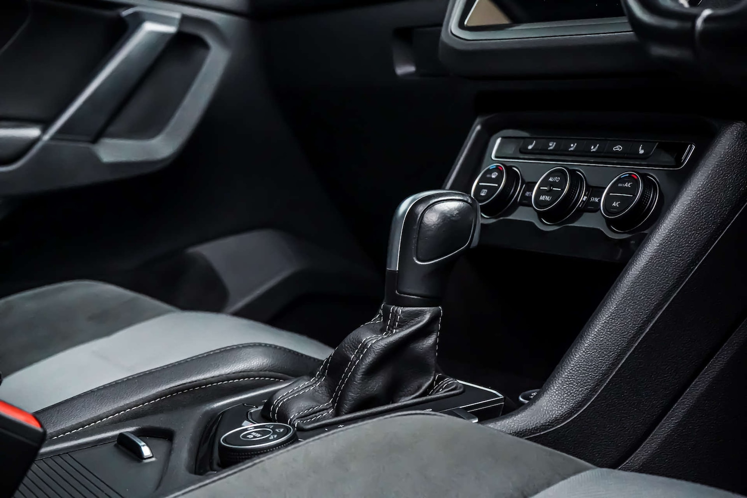 Used Volkswagen Tiguan 2020 for sale - 76830945: Photo 14