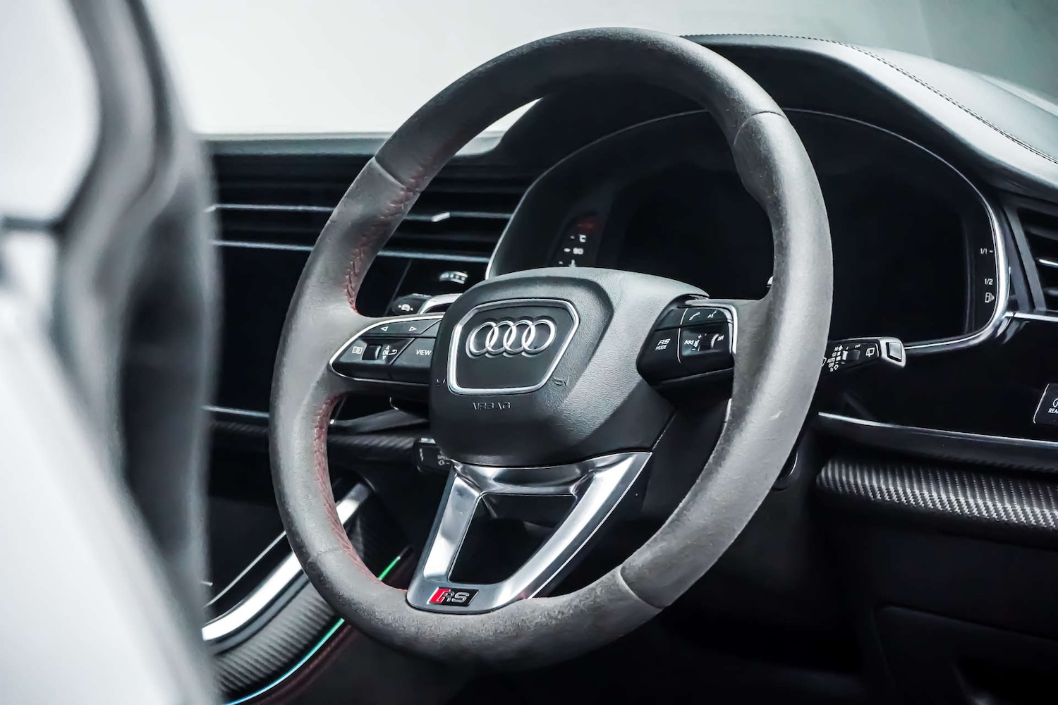 Used Audi RS Q8 2021 for sale - 76831071: Photo 18