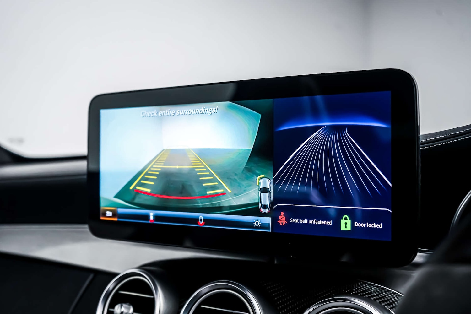 Used Mercedes-Benz C Class 2018 for sale - 76831080: Photo 12