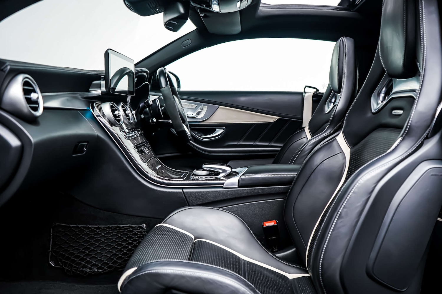 Used Mercedes-Benz C Class 2018 for sale - 76831080: Photo 8