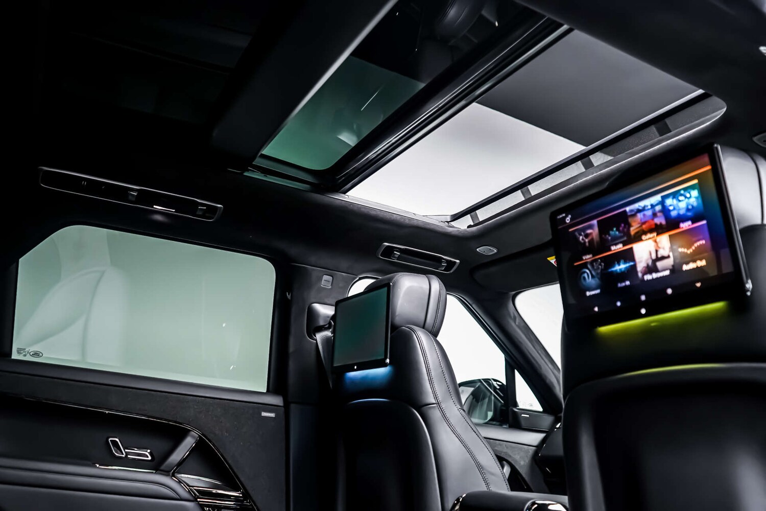 Used Land Rover Range Rover Sport 2023 for sale - 77502034: Photo 3