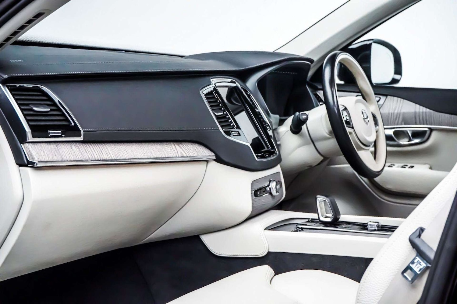 Used Volvo XC90 2022 for sale - 76830987: Photo 20