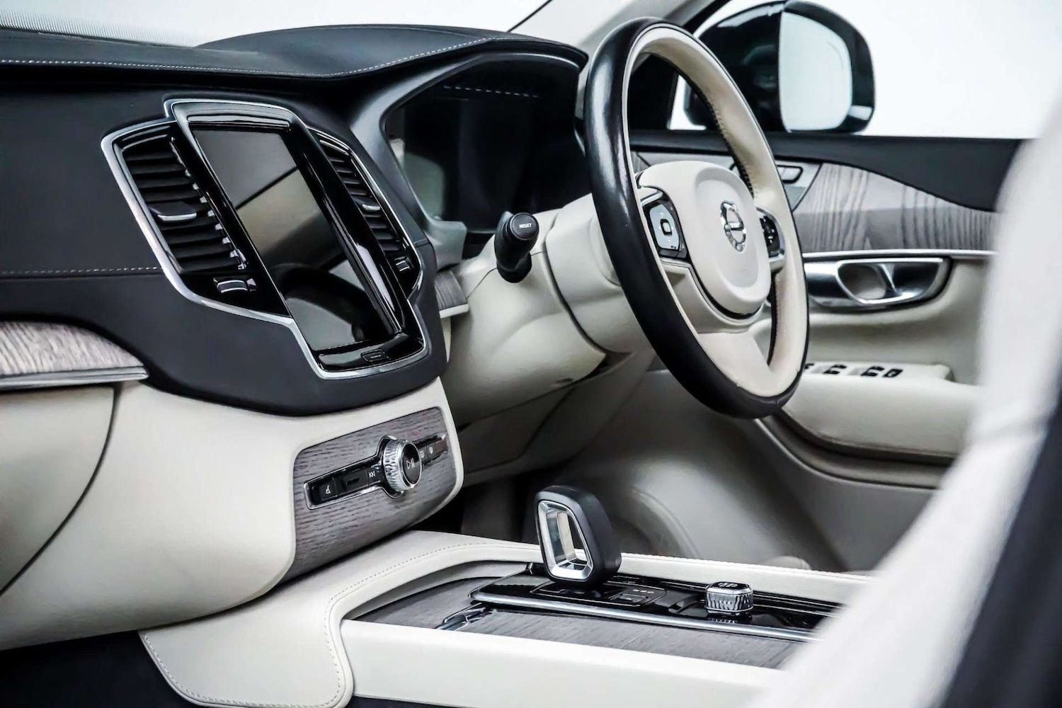 Used Volvo XC90 2022 for sale - 76830987: Photo 21