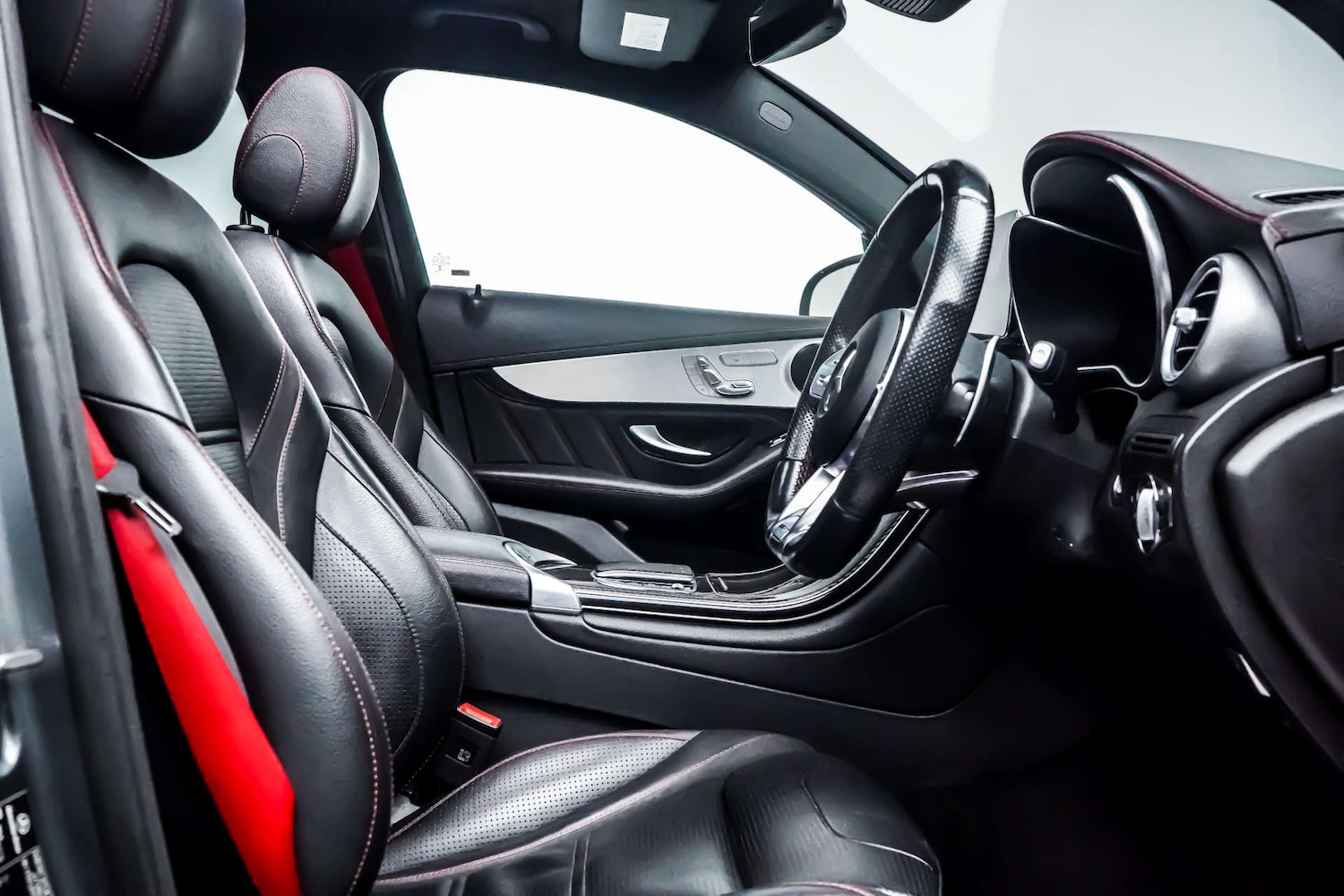 Used Mercedes-Benz GLC 2022 for sale - 76831073: Photo 6