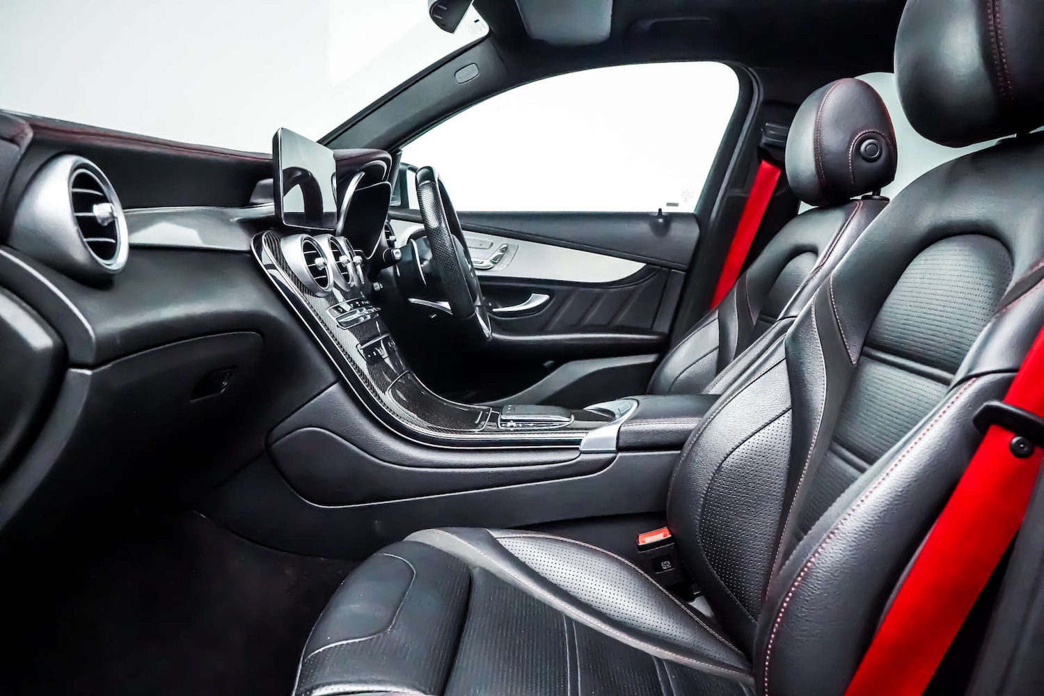 Used Mercedes-Benz GLC 2022 for sale - 76831073: Photo 7