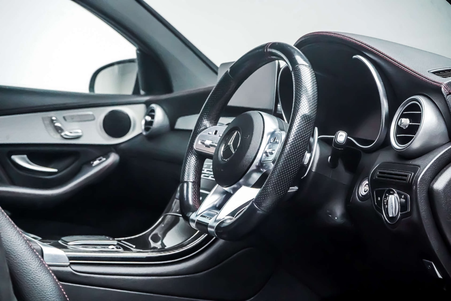 Used Mercedes-Benz GLC 2022 for sale - 76831073: Photo 9