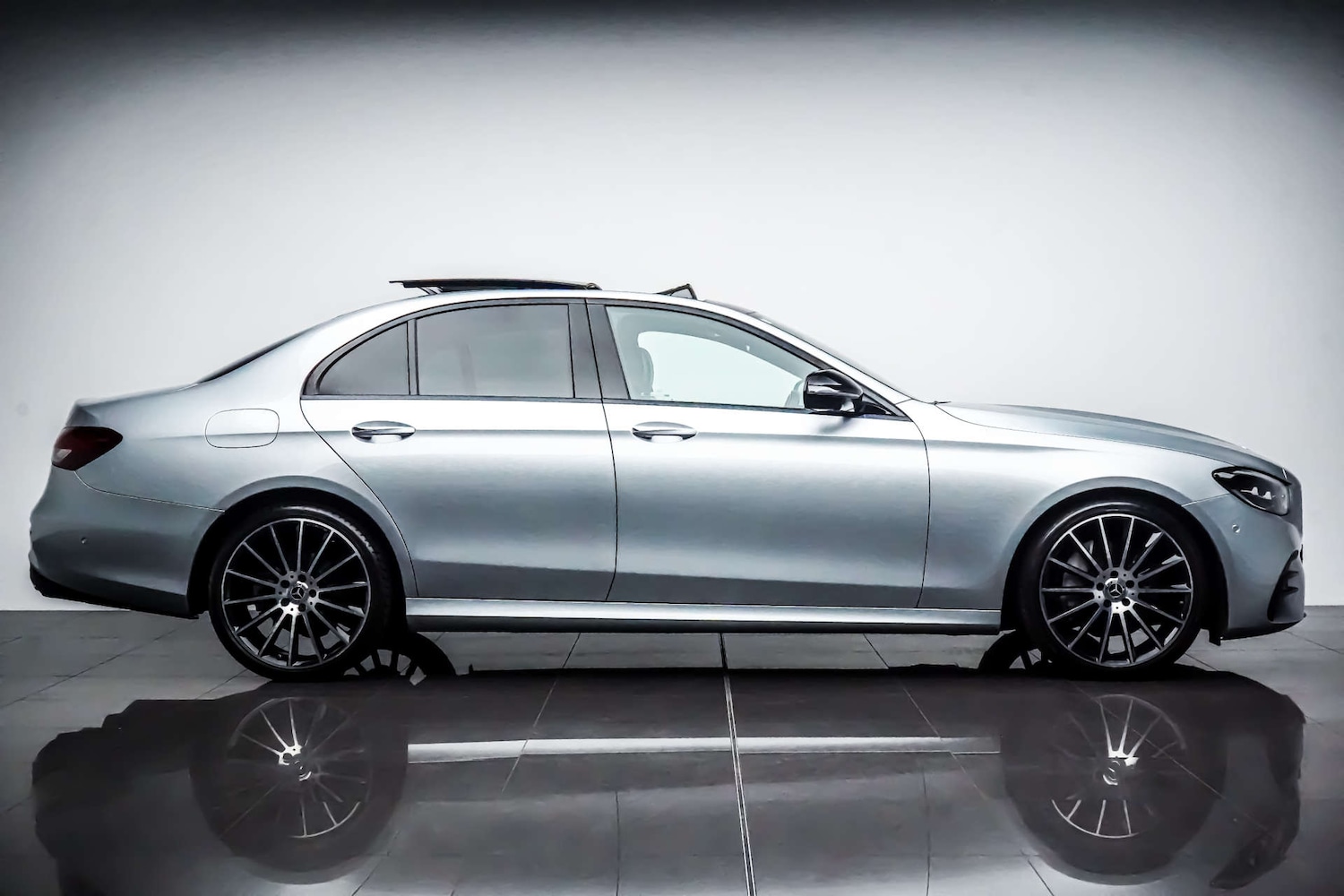 Used Mercedes-Benz E Class 2022 for sale - 76831028: Photo 10