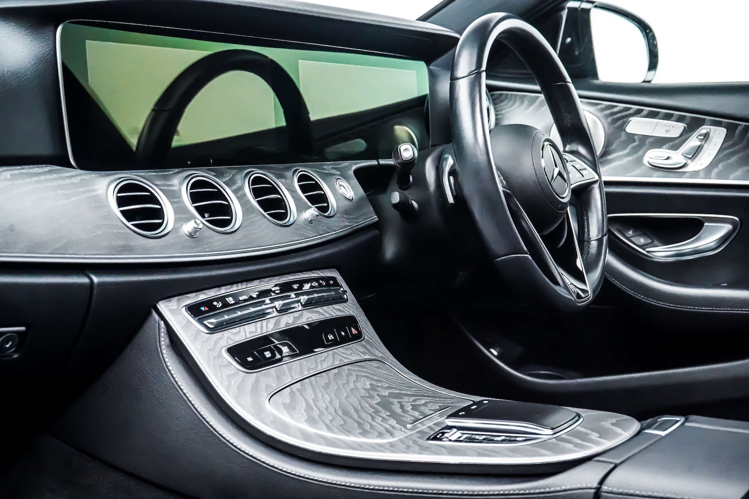 Used Mercedes-Benz E Class 2022 for sale - 76831028: Photo 21