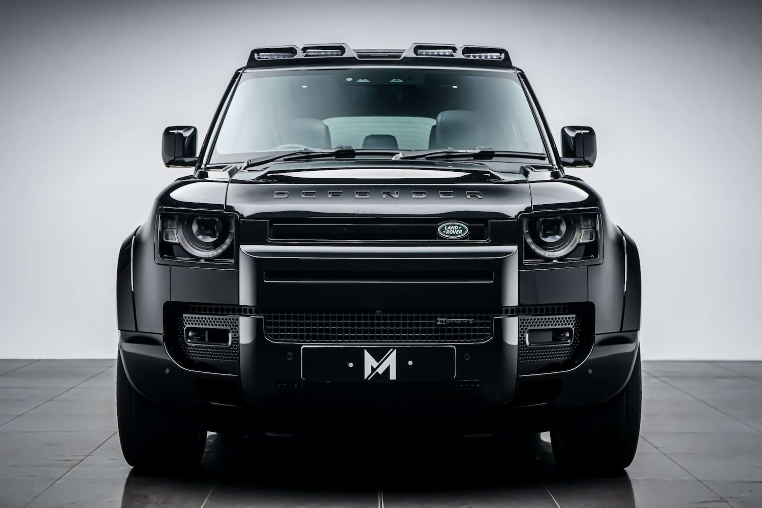 Used Land Rover Defender 2023 for sale - 77426935: Photo 2