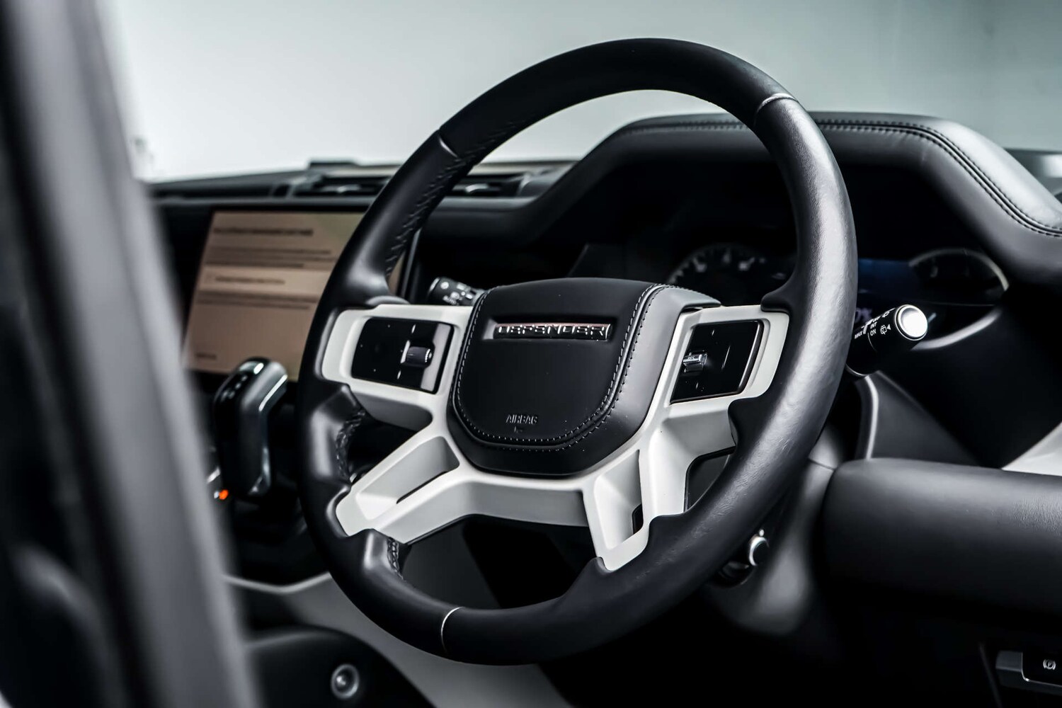 Used Land Rover Defender 2023 for sale - 77426935: Photo 20