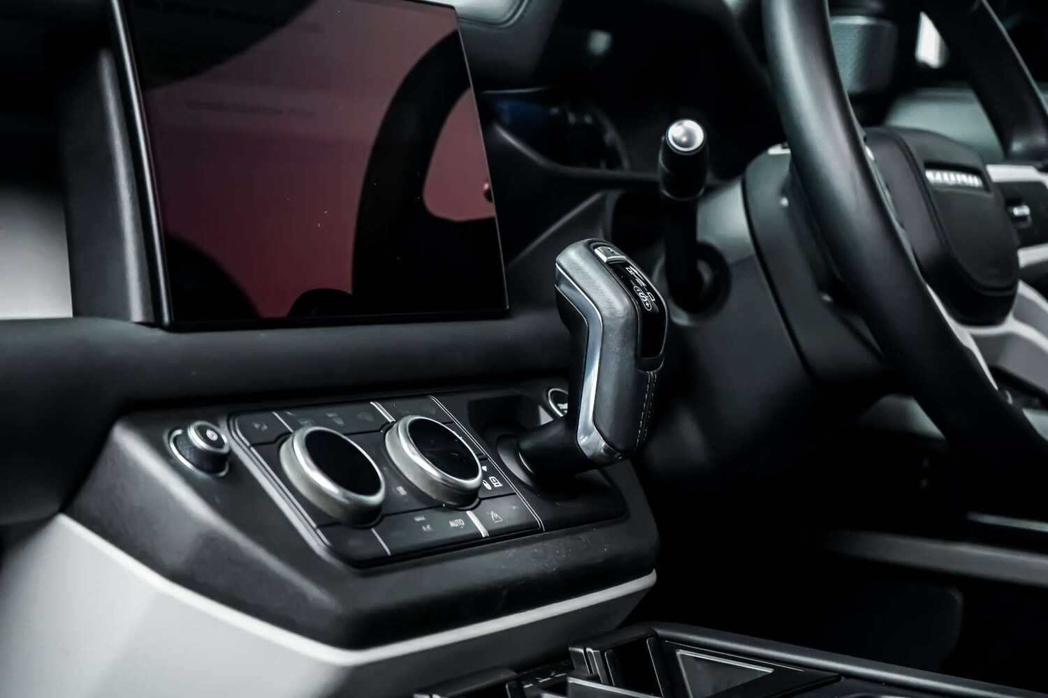 Used Land Rover Defender 2023 for sale - 77426935: Photo 21